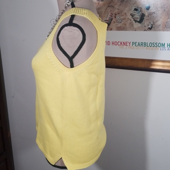 Jeanne Pierre knitted yellow V neck Vest.  Size S - Picture 4 of 9